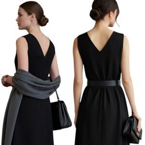 Quin Donnelly Black Cowl Neck Back  Vneck Sleeveless Dress. M